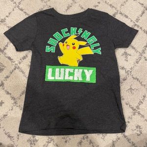 Heather charcoal gray, boys Pokémon sequin flip shirt, size small!